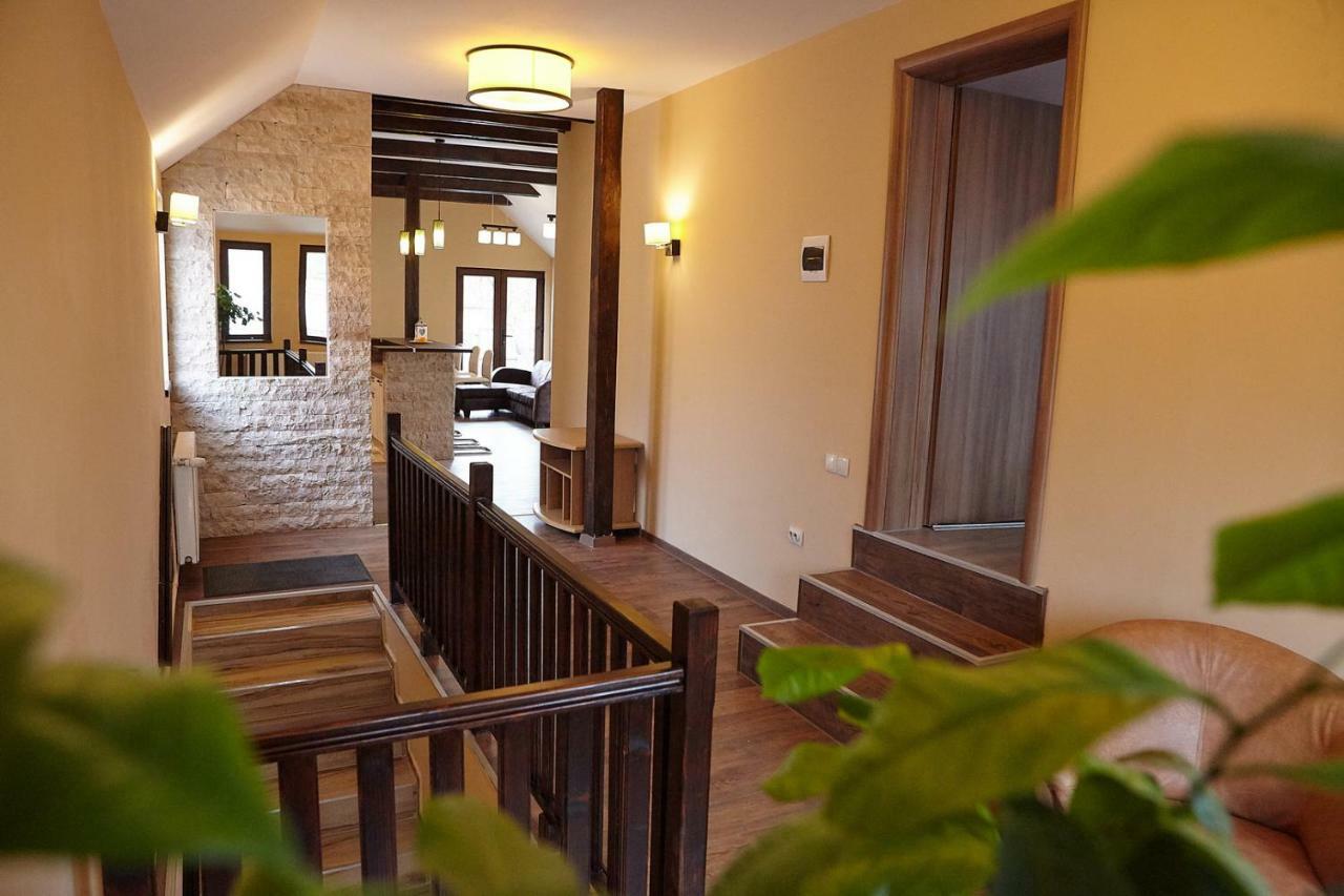 Apartament Rozelor Брашов Экстерьер фото