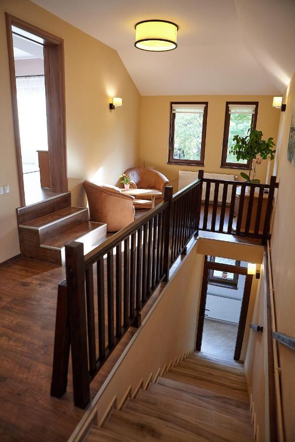 Apartament Rozelor Брашов Экстерьер фото