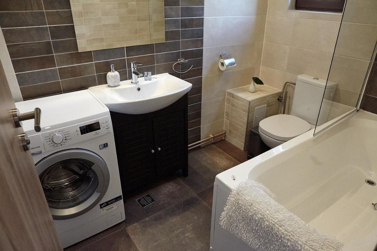 Apartament Rozelor Брашов Экстерьер фото